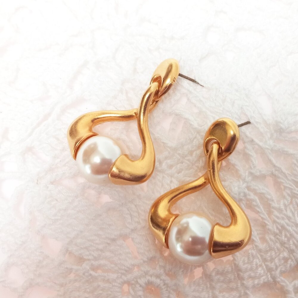 Vintage 80's Burnished Gold-Tone & Large Faux Pearl Pierced Post Earrings